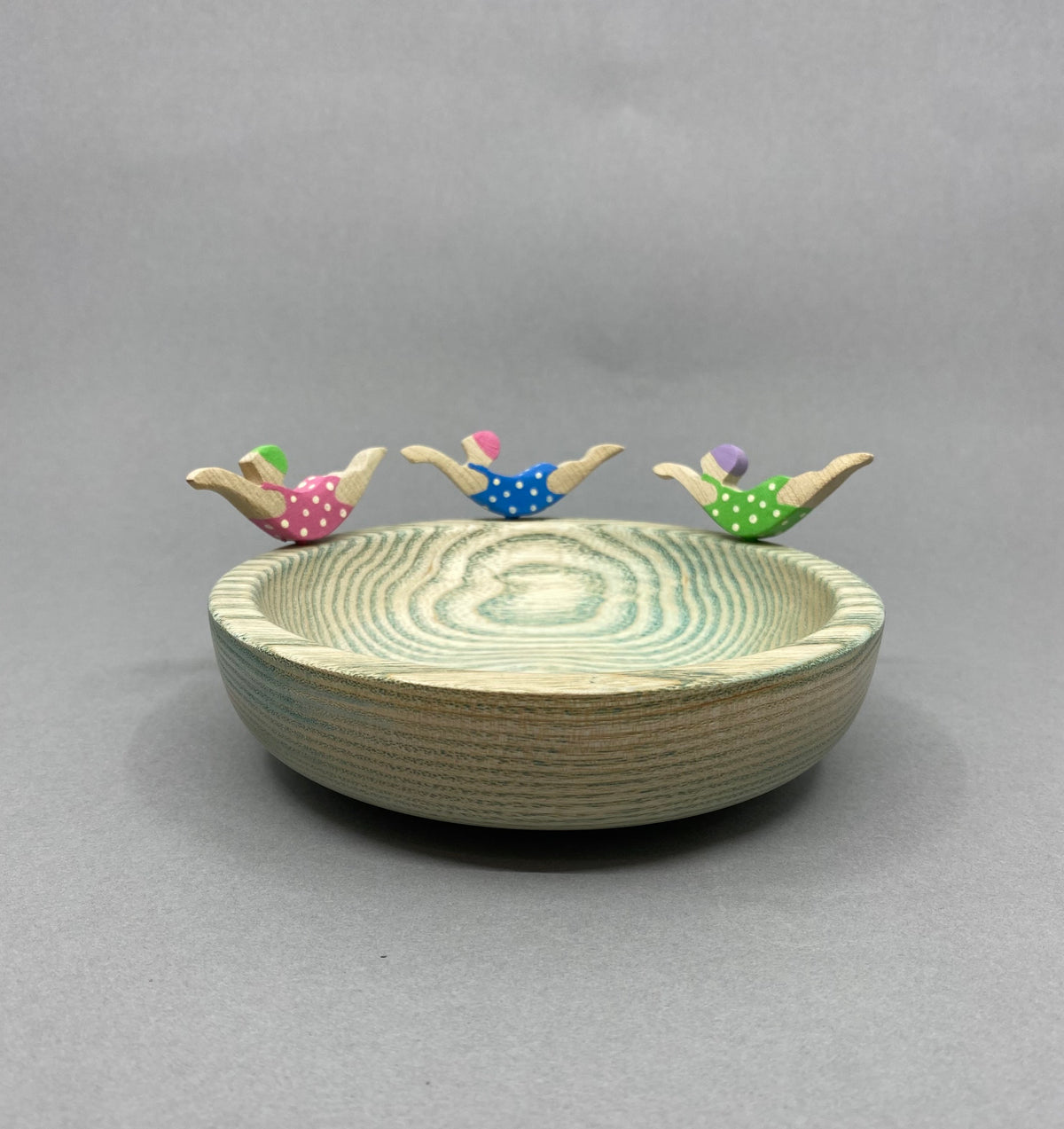 Handcrafted oak bowl by Phil Jackson.