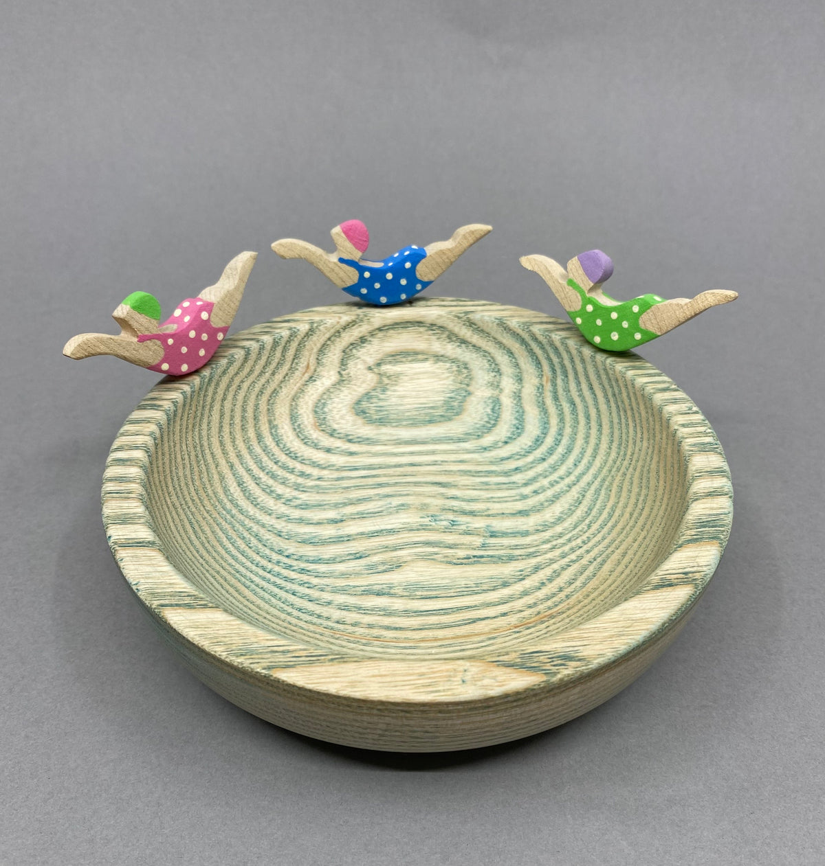 Handcrafted oak bowl by Phil Jackson.