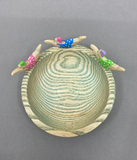 Handcrafted oak bowl by Phil Jackson.