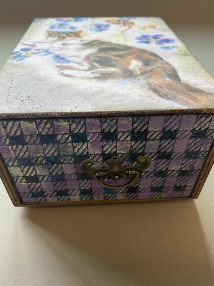 Jewellery / Trinket Drawer by Monika Maksym featuring Artwork by Sally Leggatt (MM78)