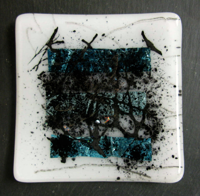 Jenny Hoole - Teal and White Dish Gold Dragonfly