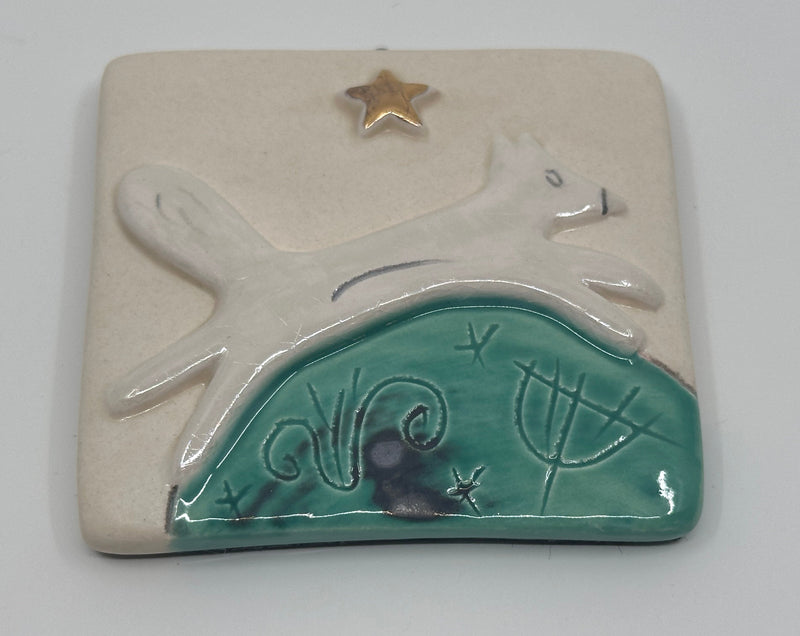 Running Fox Design Hanging Tile by Sophie Smith (SS106)