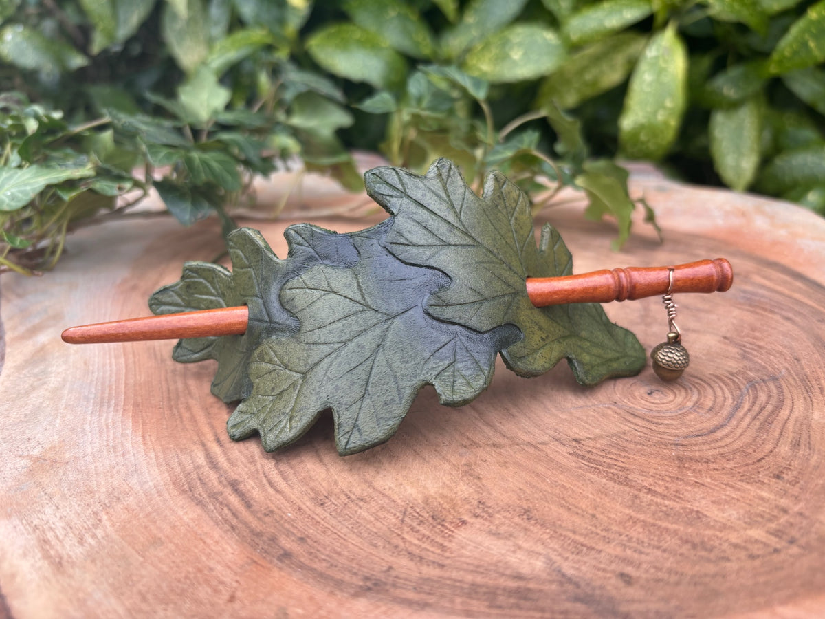 Triple Oak Leaves (Green) Hairslide