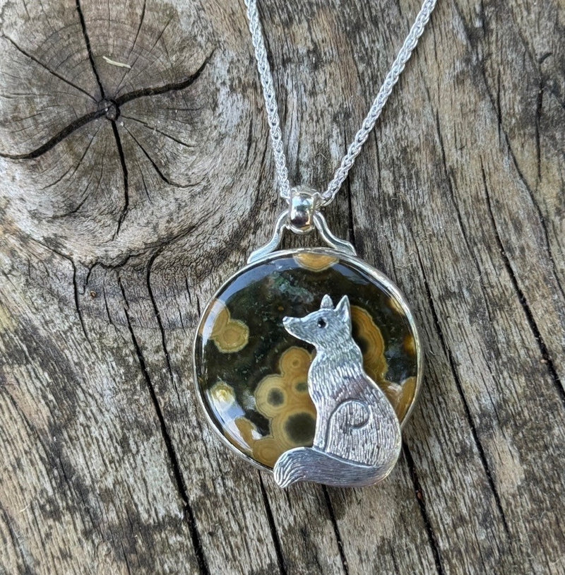 Foxes Rest Pendant by Rachel Bailey