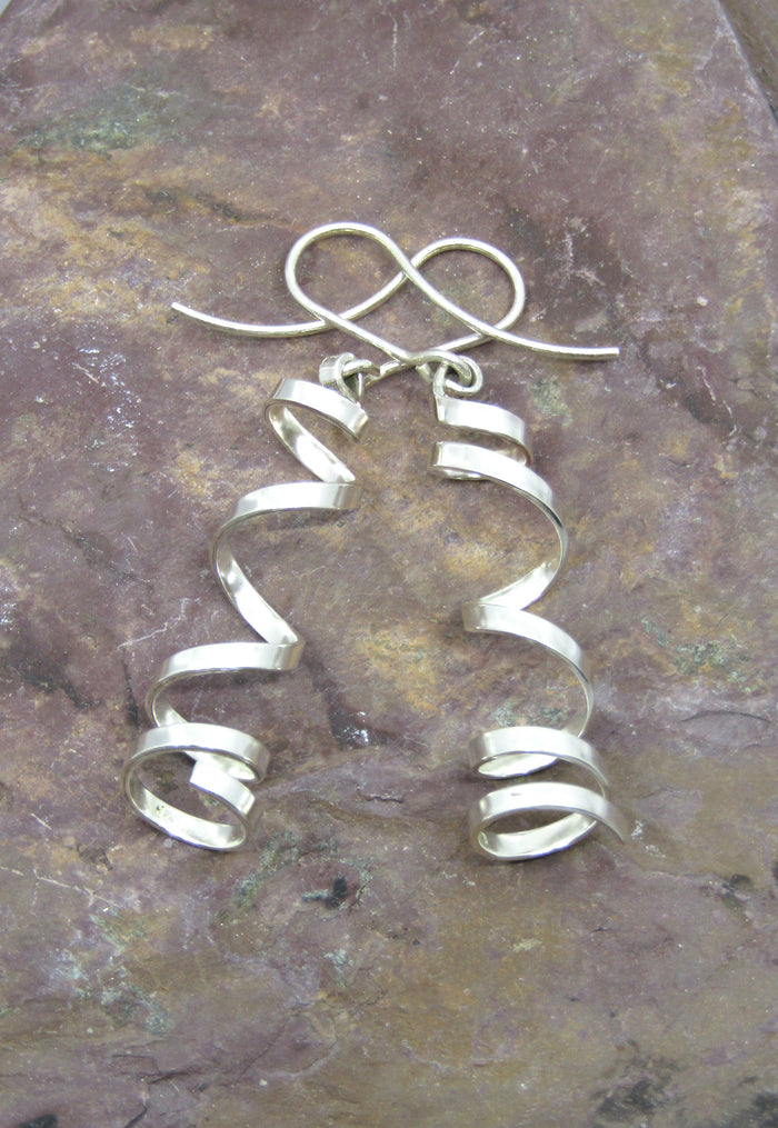 Silver jewellery by Chris Lewis