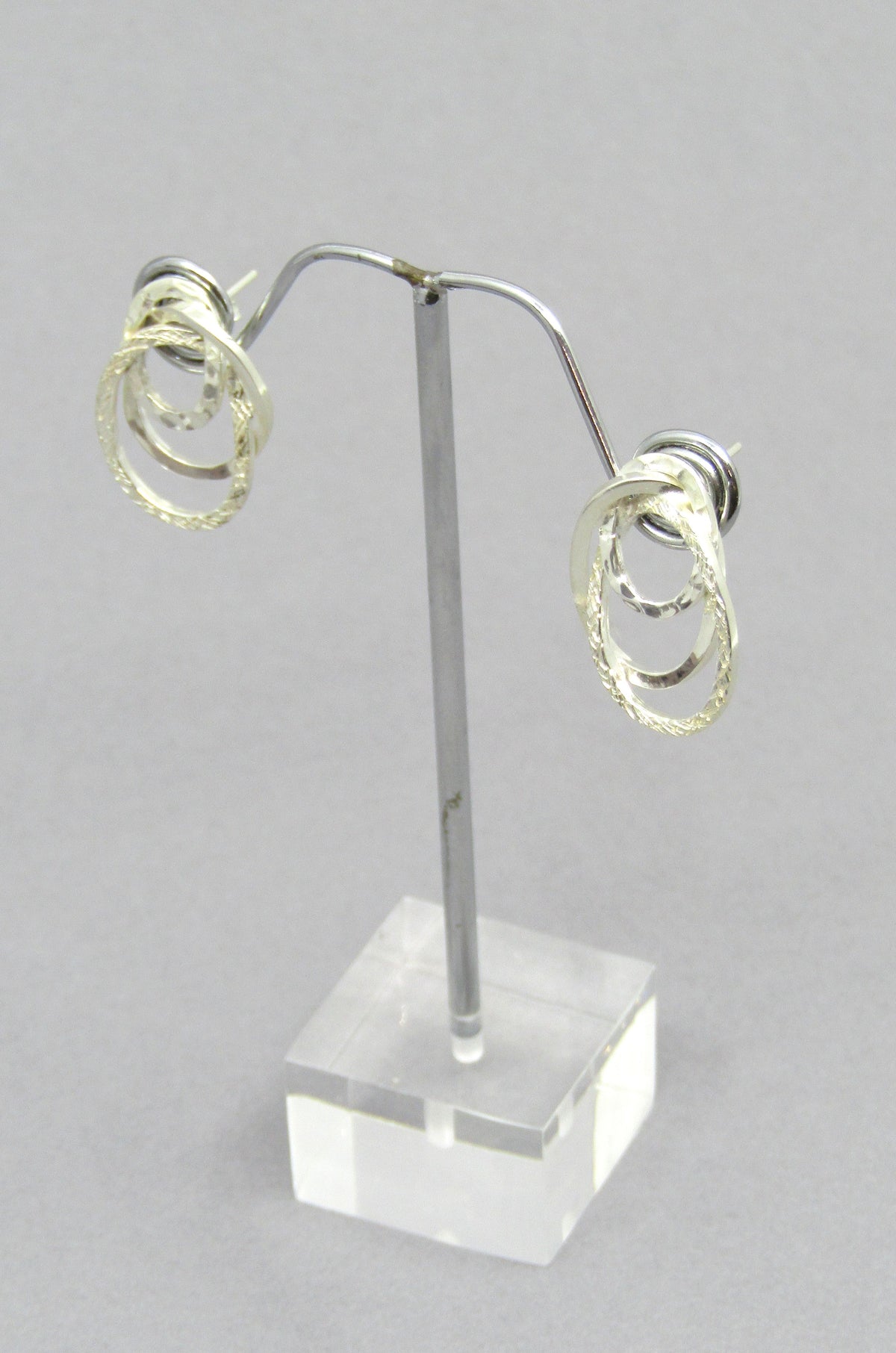 Silver Jewellery by Chris Lewis