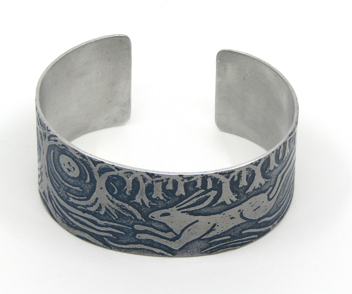 Aluminium cuff by Anna Roebuck 