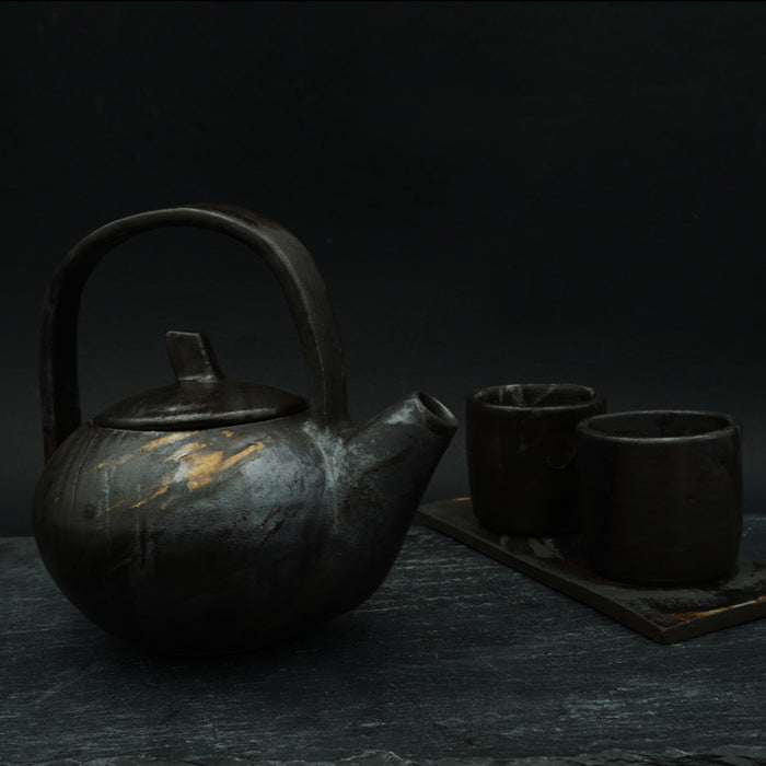 Teapot, 2 Yunomi cups & Tray by Emma Przygrodzka