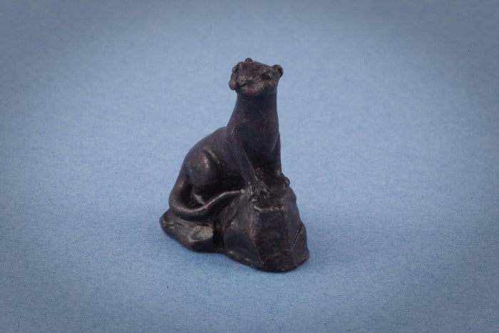 Miniature Sitting Otter