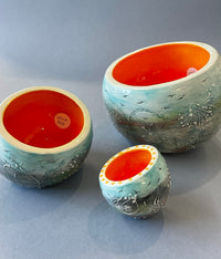 Medium slip trail nest bowl by Sarah Moss
