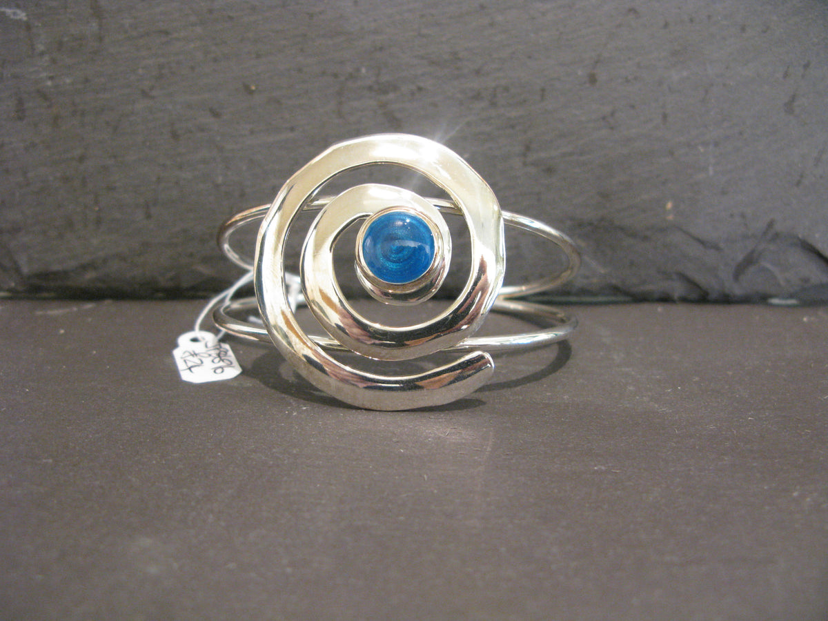 Snail Design Bangle