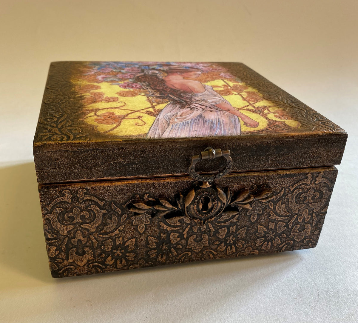 Wooden Jewellery / Tea Box by Monika Maksym featuring Ed Org Artwork