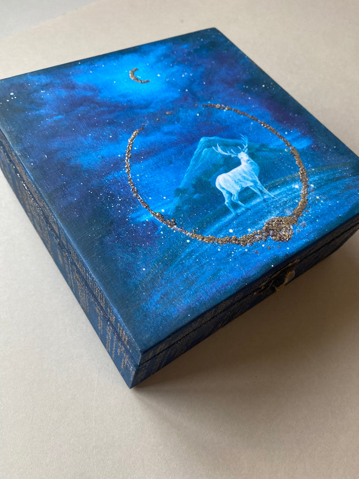 Square Jewellery / Trinket Box by Monika Maksym featuring Artwork by Mark Duffin (MM71)