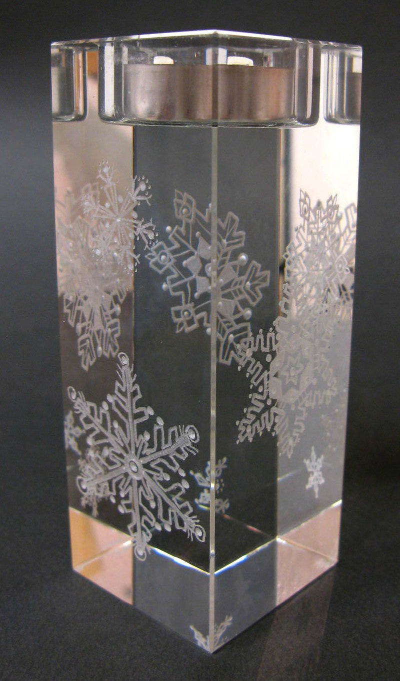 Snowflakes (L) - Hand-engraved glass t-light holder by Sue Burne