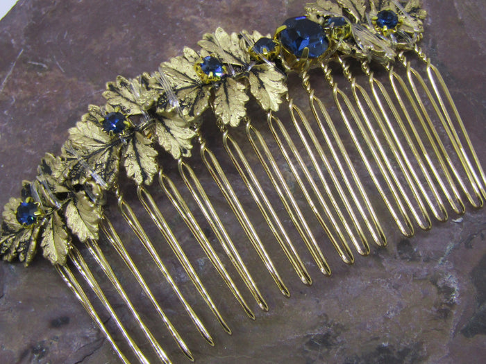 Hair comb jewellery by Jieun