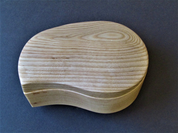 Wooden Swing Lid Box by Martin Stephenson