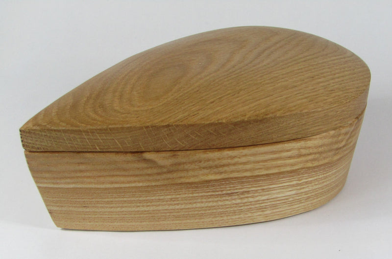 Wooden Swing Lid Box by Martin Stephenson