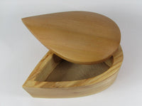 Wooden Swing Lid Box by Martin Stephenson